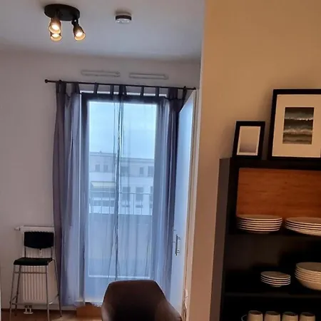 Schoene Gesamtes Im Zentralen Berlin, Naehe Ku'damm *